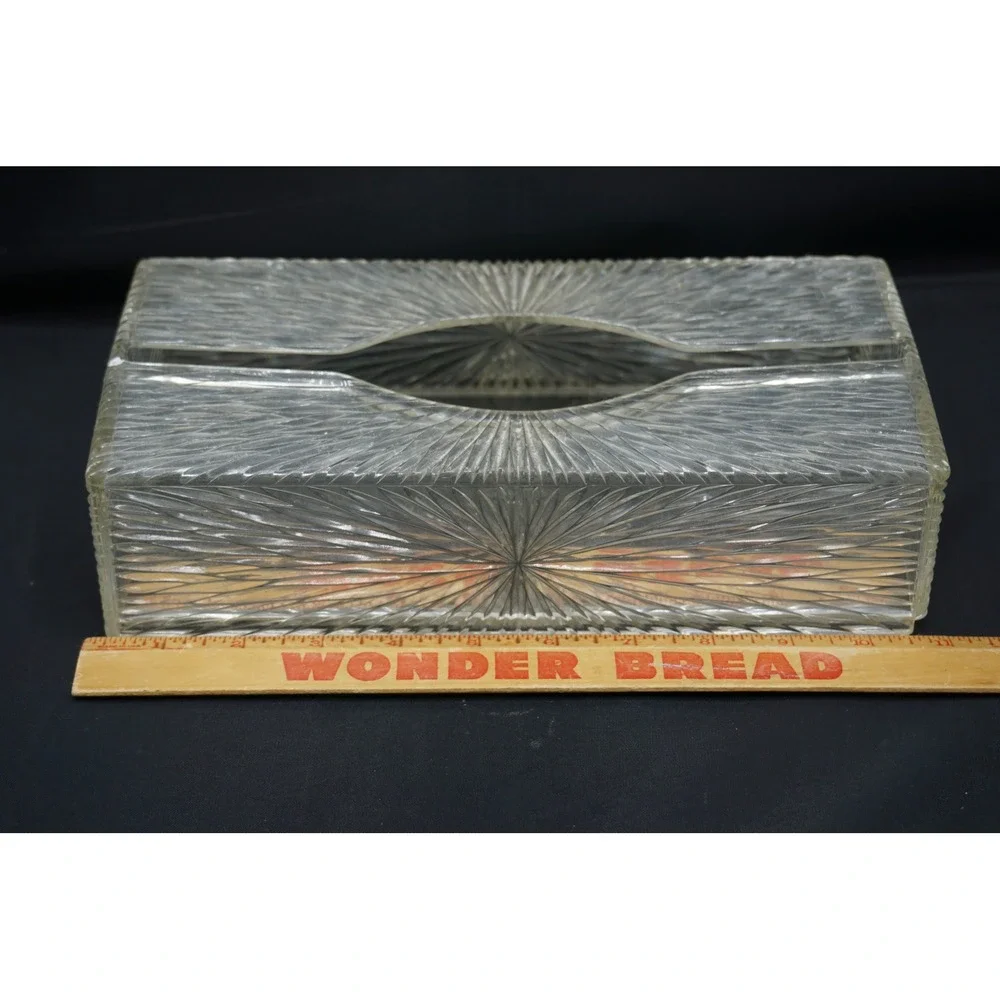 Vintage Celebrity Inc Clear Acrylic Sunburst Tissue Box Cover Made in USA 10.5in